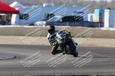 media/Dec-18-2022-SoCal Trackdays (Sun) [[8099a50955]]/Turn 2 (950am)/